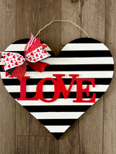 Load image into Gallery viewer, Valentine's Day Heart Door Hanger- Love Door Decoration
