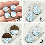 Blue and White Daisies