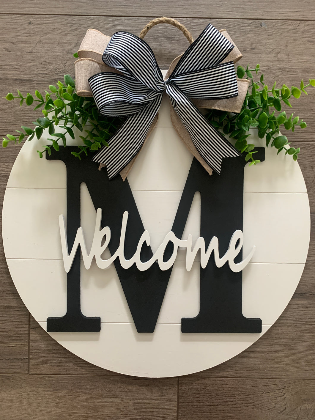 Welcome Ship-lap Door Hanger - Personalized Door Sign